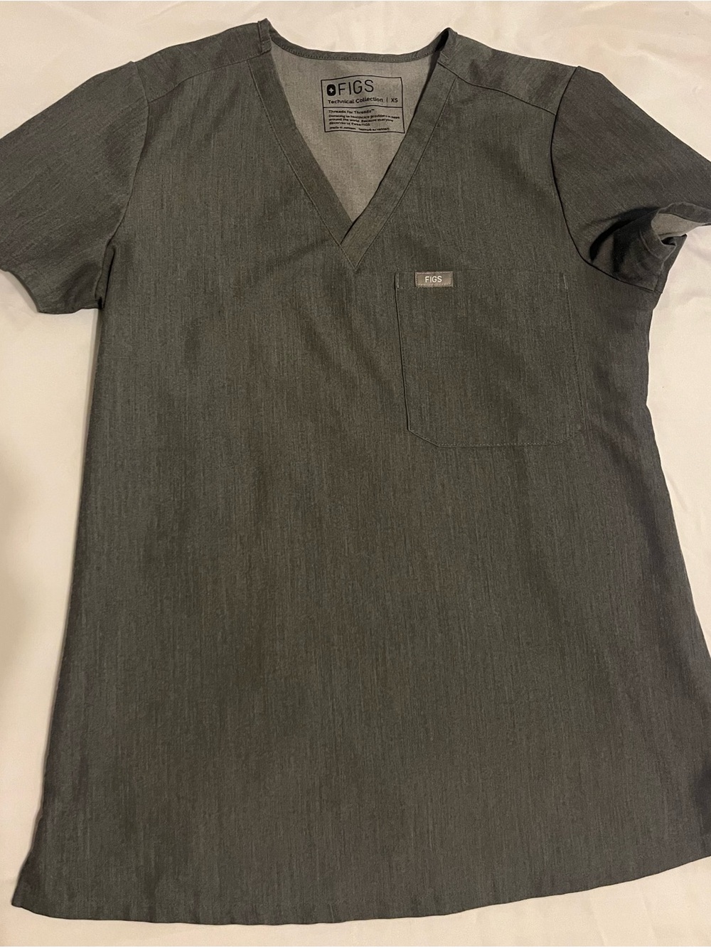 FIGS V-Neck Scrub Top in Charcoal Gray